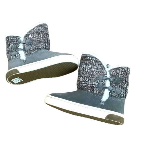 Stride Rite Kerri Sparkly Sweater Boots Comfort Excellent - Picture 1 of 12